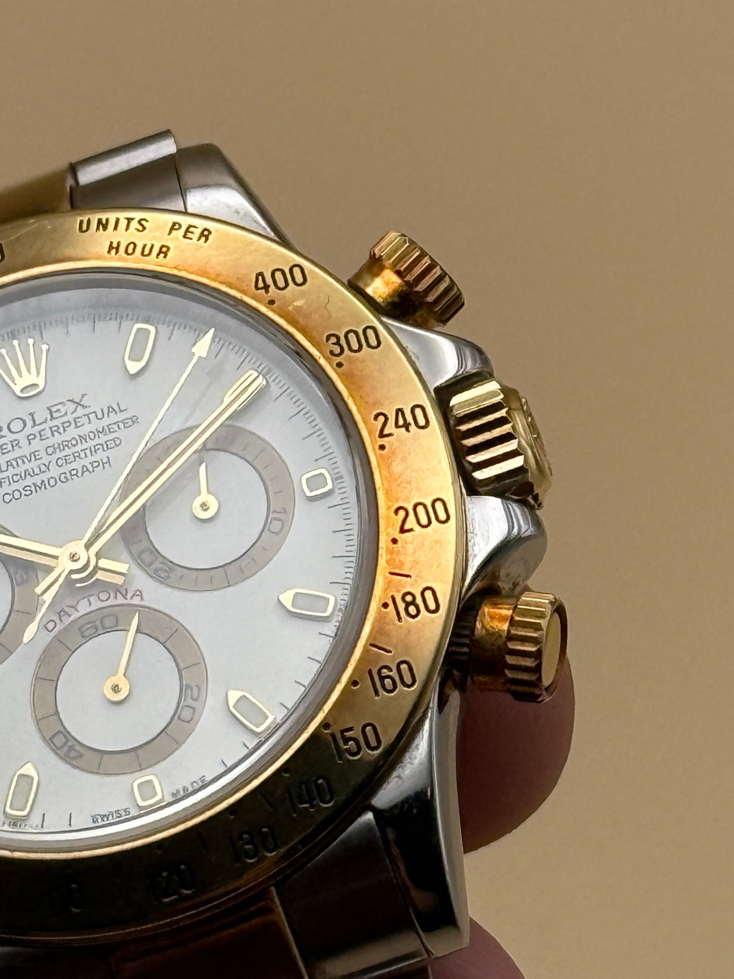 Rolex Daytona 116523 Y Serial Papers