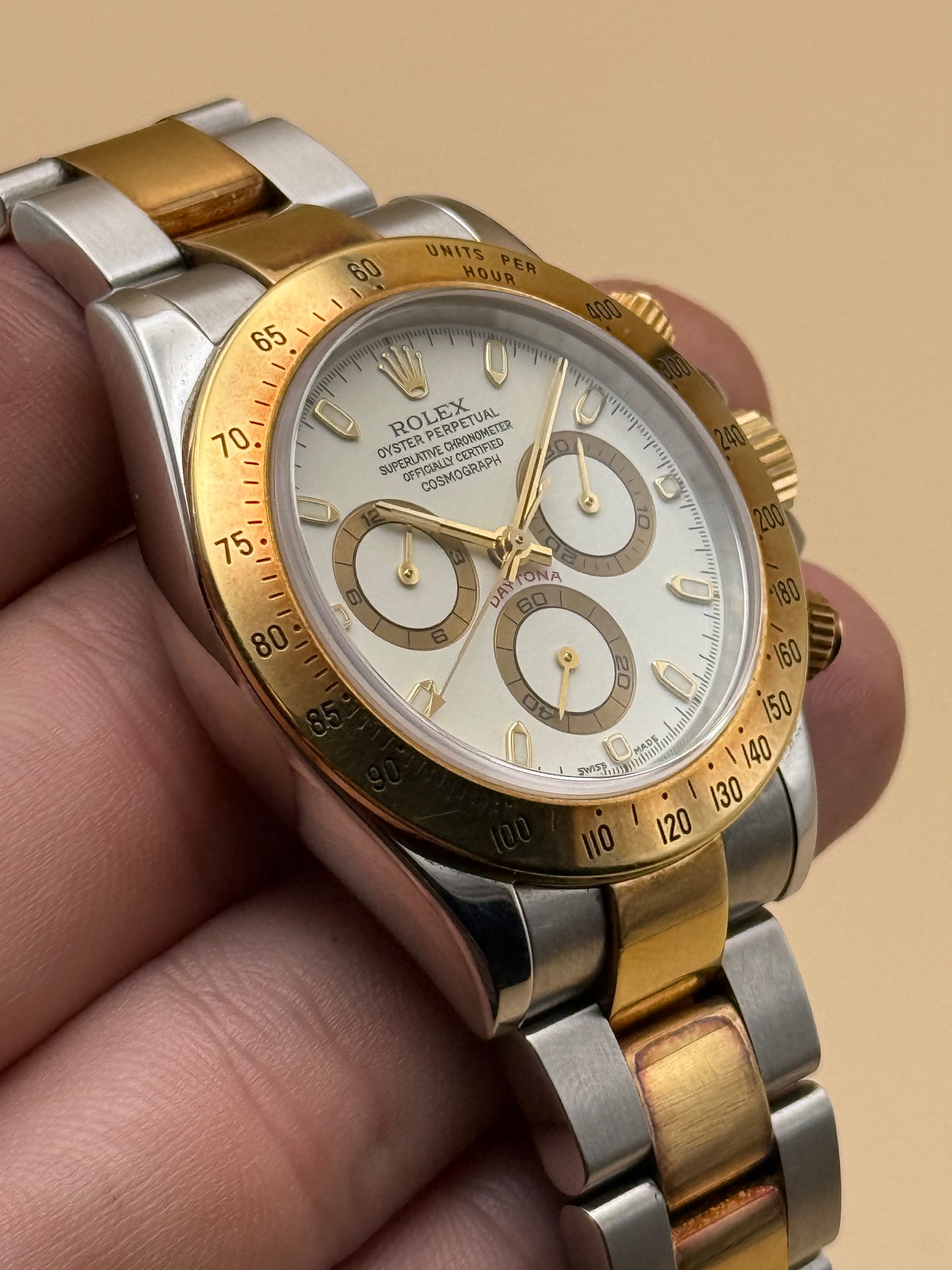 Rolex Daytona 116523 Y Serial Papers