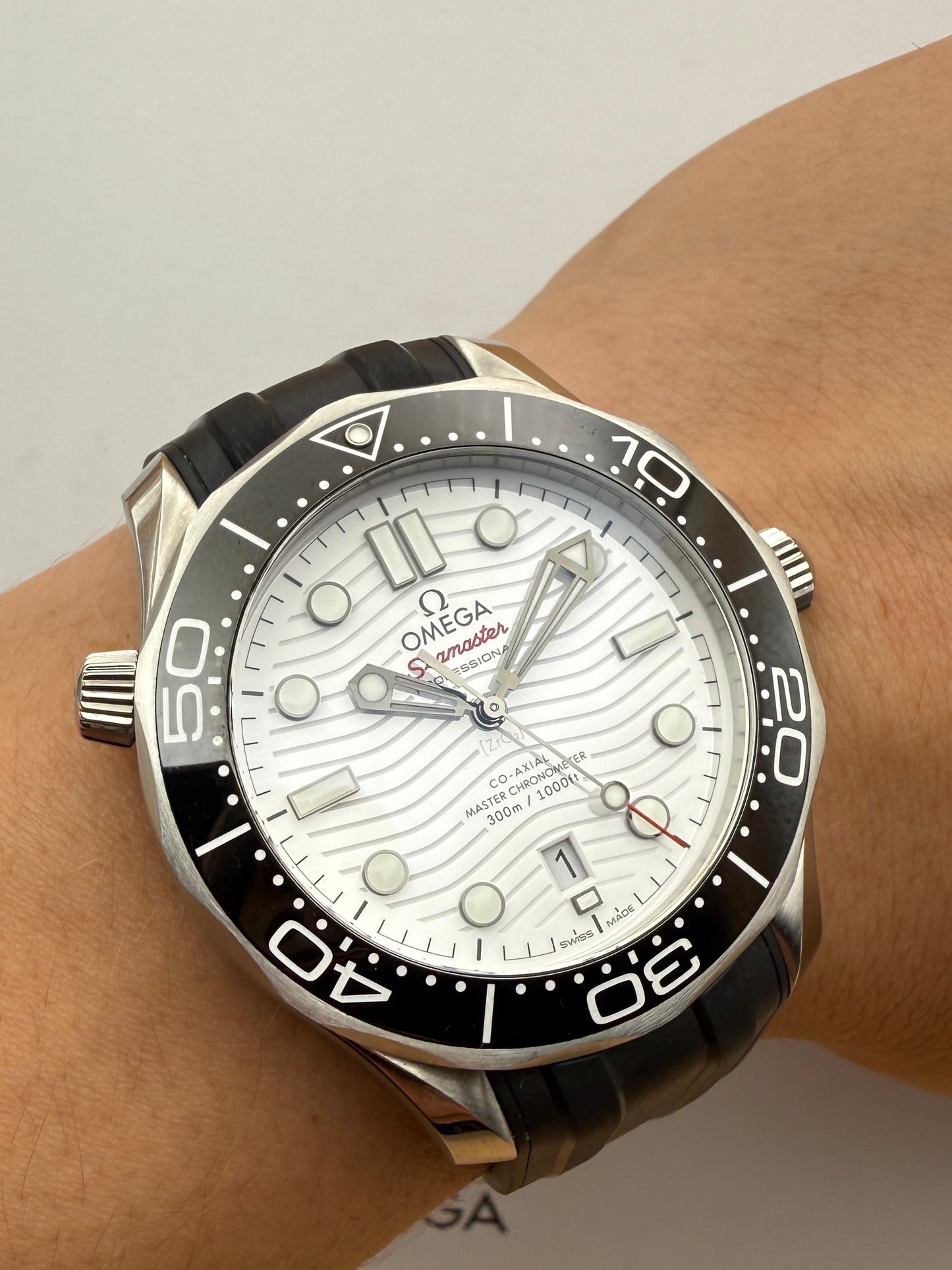 Omega Seamaster 300 White Wave 2022 Full Set
