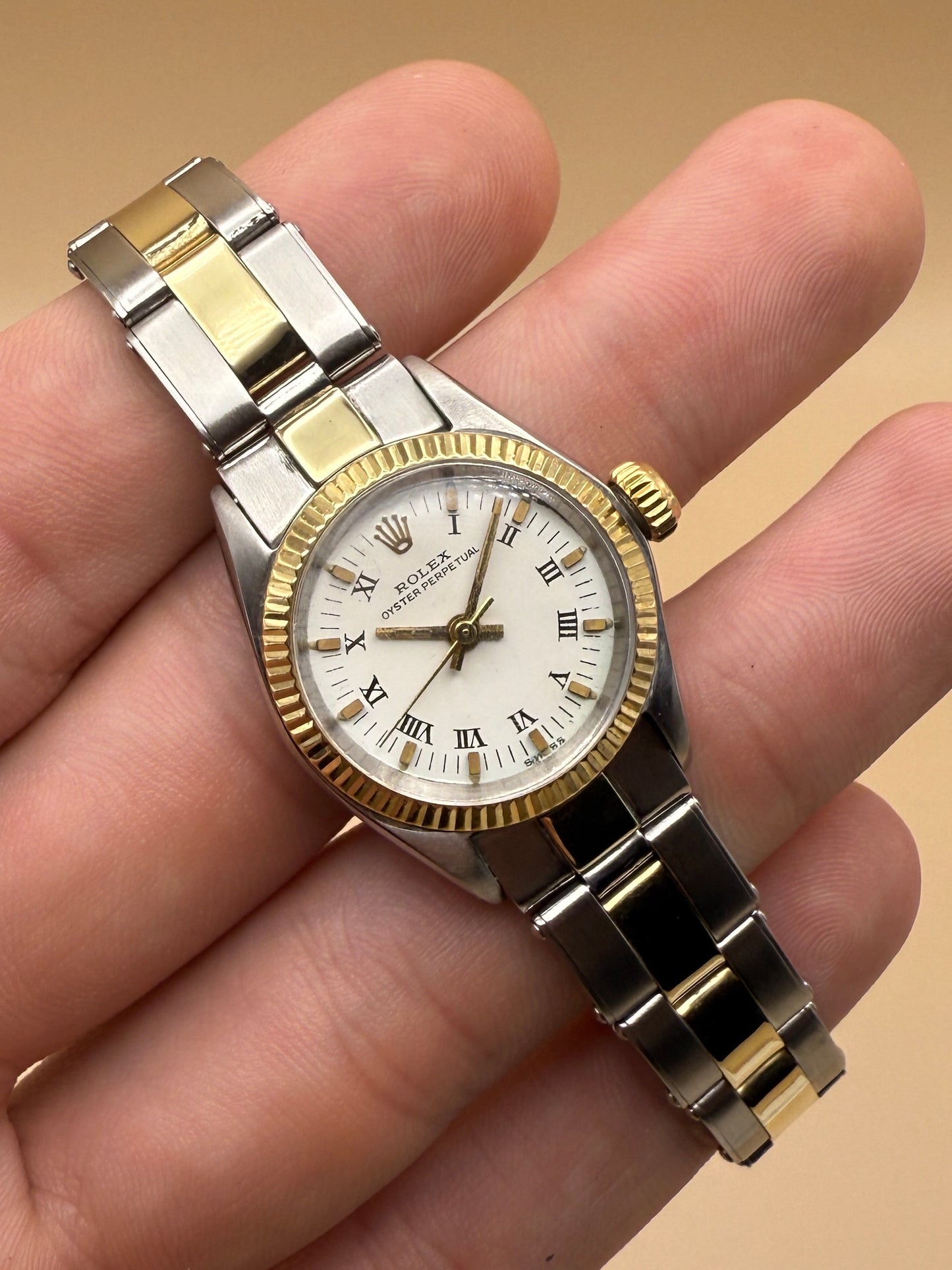 Rolex Oyster Perpetual 6618 2.0M Serial White Roman Watch Only