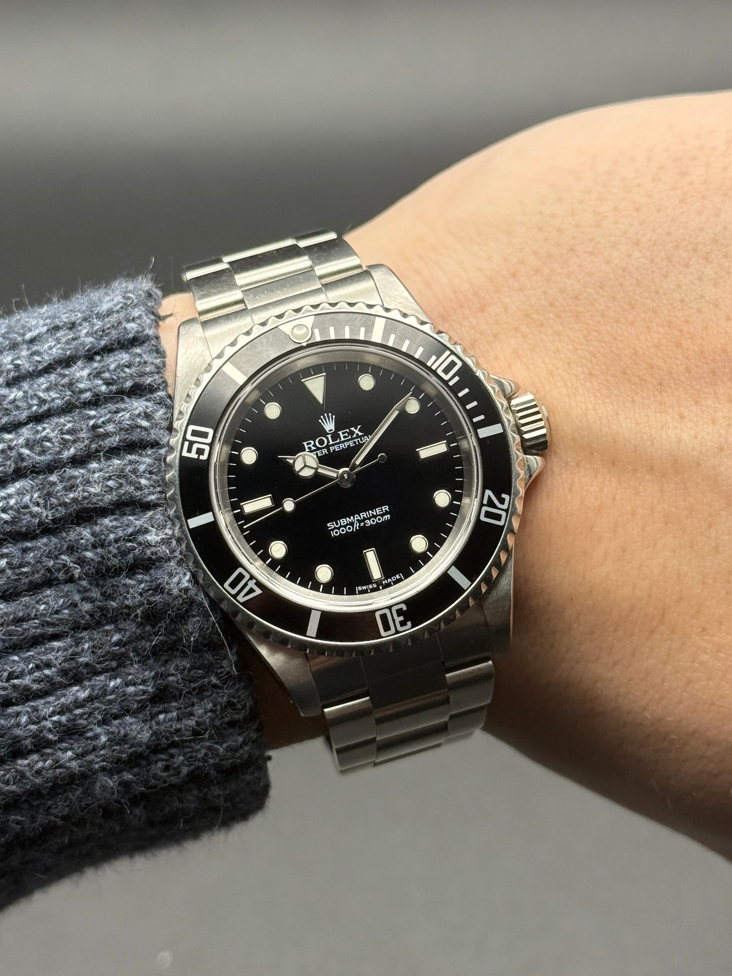 Rolex Submariner No Date 14060 2 Liner Z Dial Watch and Service Card