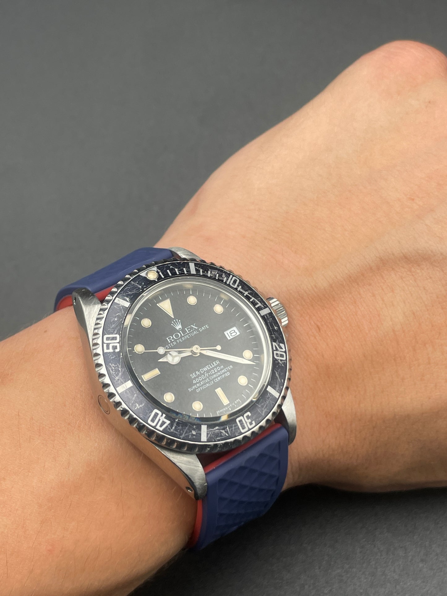 Rolex Sea Dweller 16660