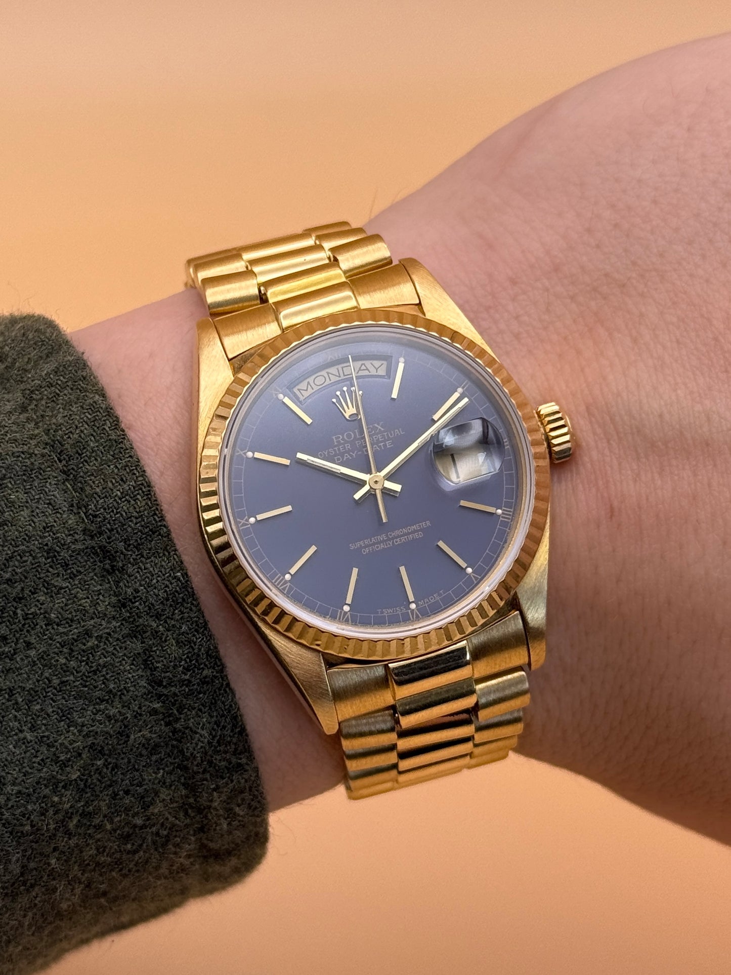 Rolex Day Date 18038 9.6M Serial Blue Dial Box and Papers