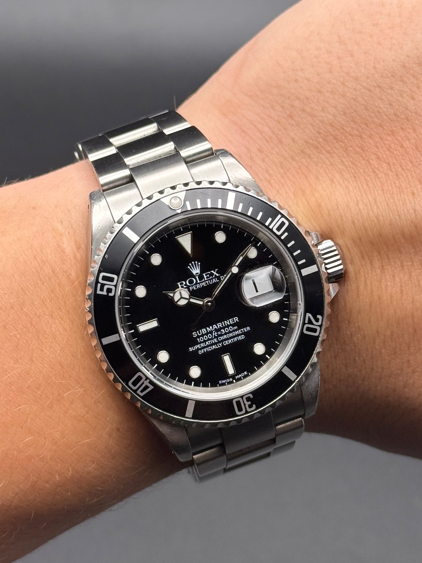 Rolex Submariner Date 16610 P Serial Box and Papers Set