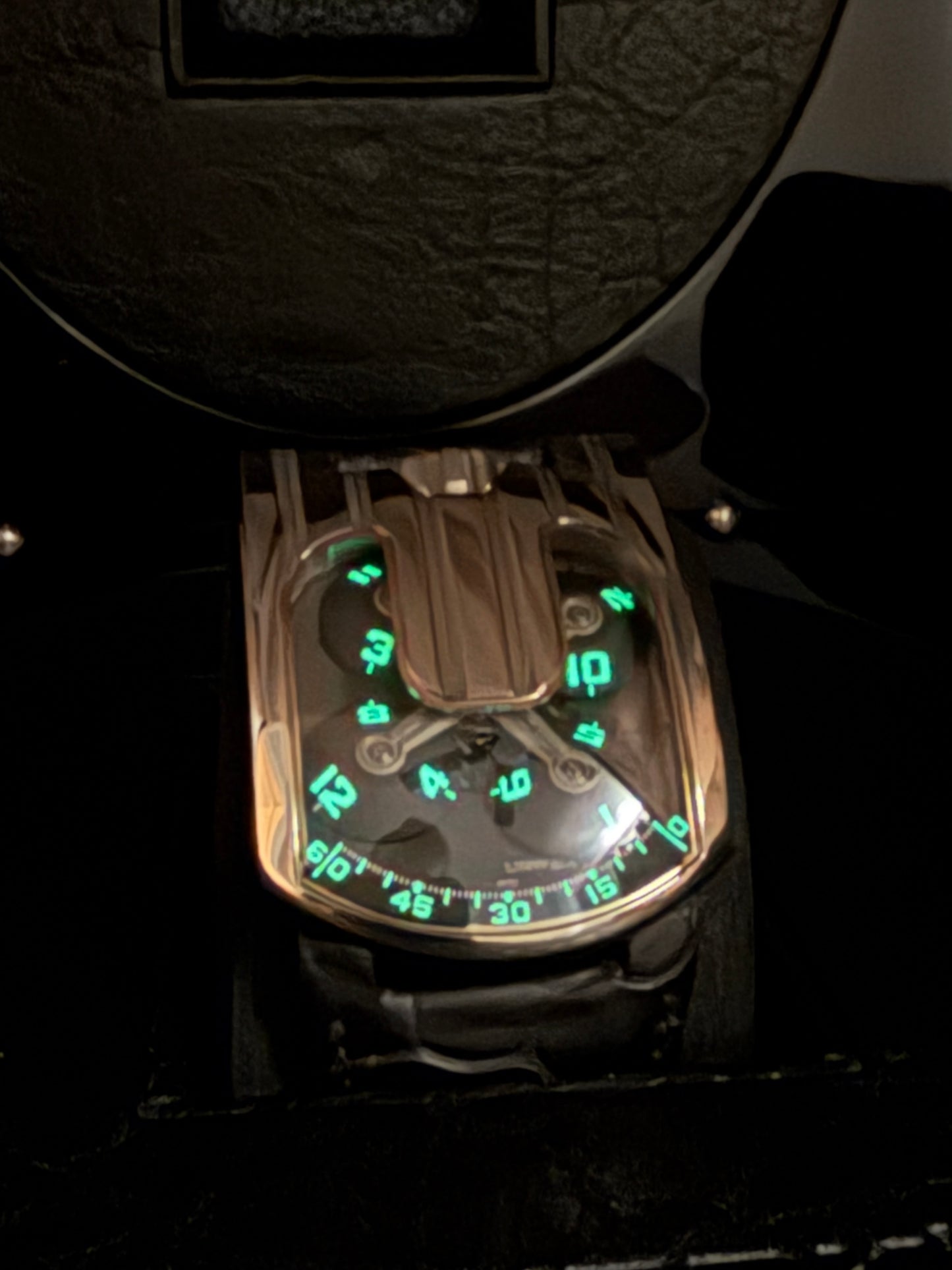 Urwerk 103.07 18KT White Gold