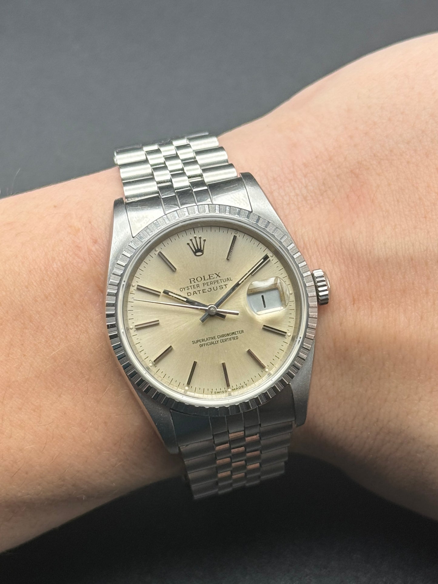 Rolex DateJust 16220 Silver Index E Serial Watch Only