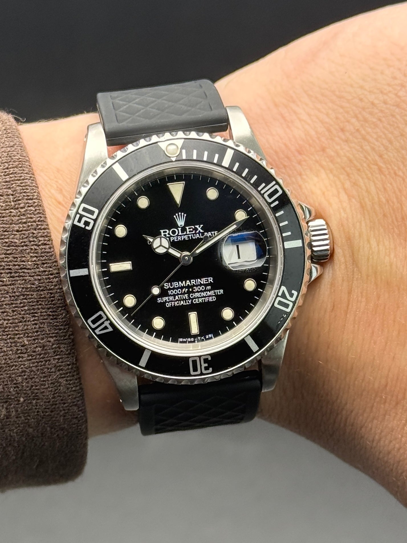 Rolex Submariner Date 16610 U Serial Tritinova on Strap Watch Only