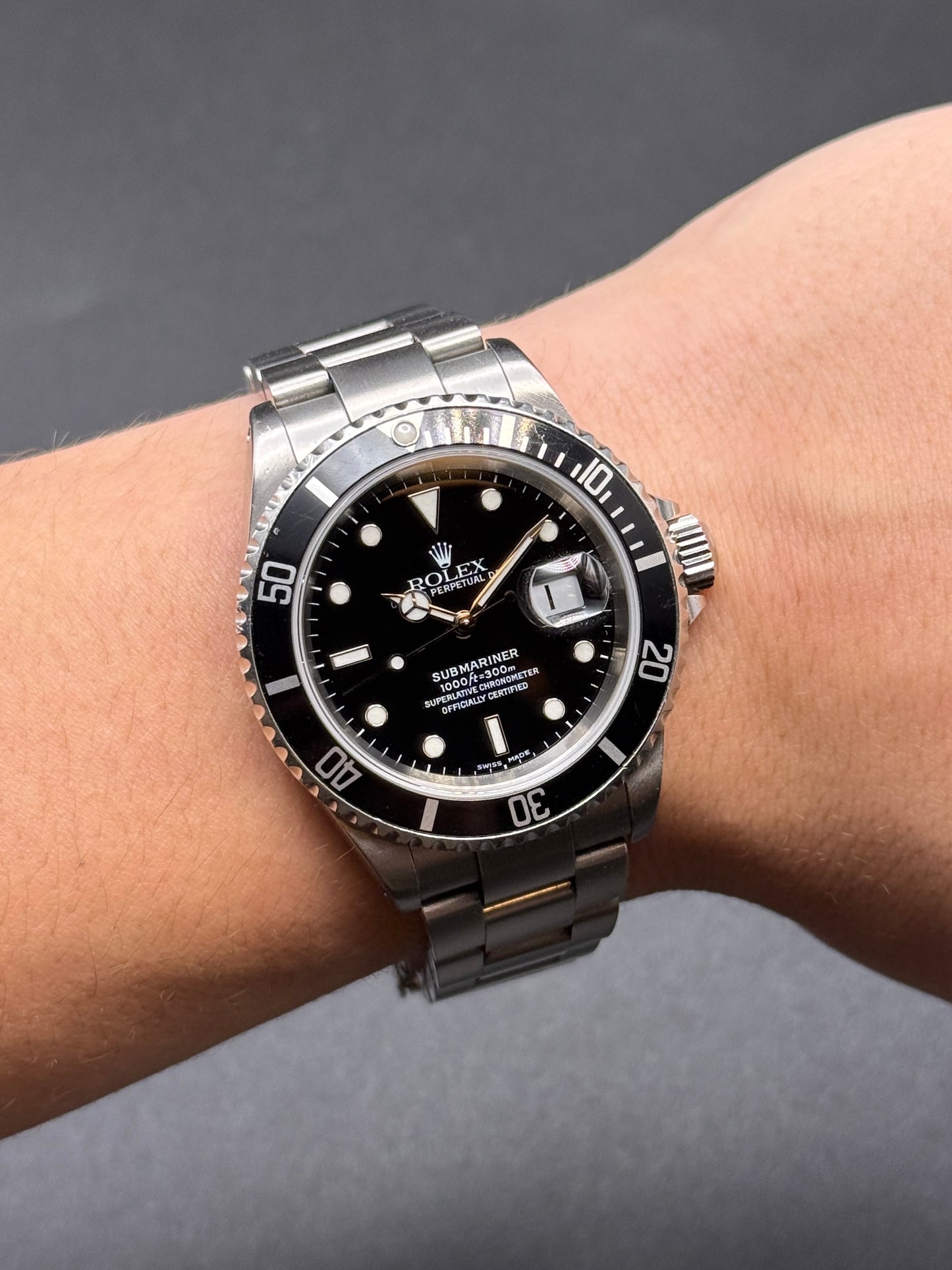 Rolex Submariner Date 16610 P Serial Box and Papers